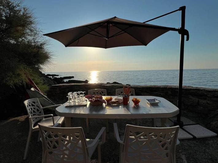 Location de vacances pour 8 personnes, avec Terrasse et Vue à Pino
