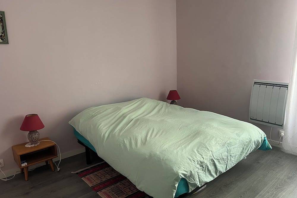 Charming townhouse, ideally located for exploring Paris and the surrounding area! in Fontenay-aux-Roses, Altos del Sena