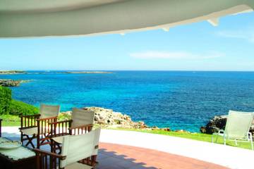 Villa in Sant Lluís, Coast of Menorca für 6 
