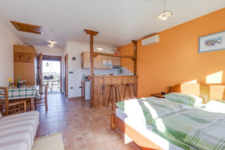 Ferienwohnung für 4 Personen, mit Balkon, kinderfreundlich - 1