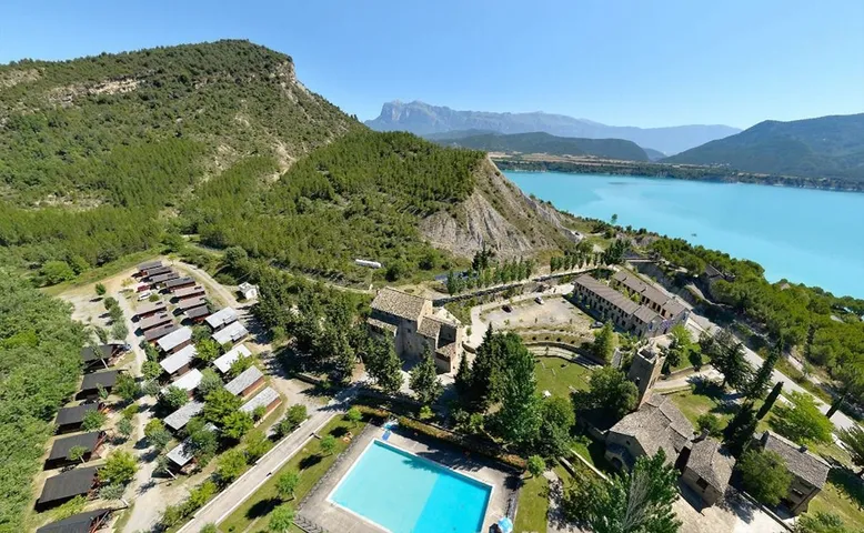 Camping für 4 Personen, mit Pool und Garten sowie Ausblick und Kinderpool, mit Haustier - 1