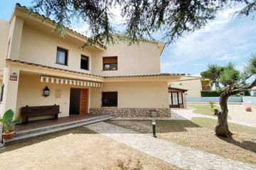 Casa rural para 10 personas, Se admiten mascotas en Calella de Palafrugell