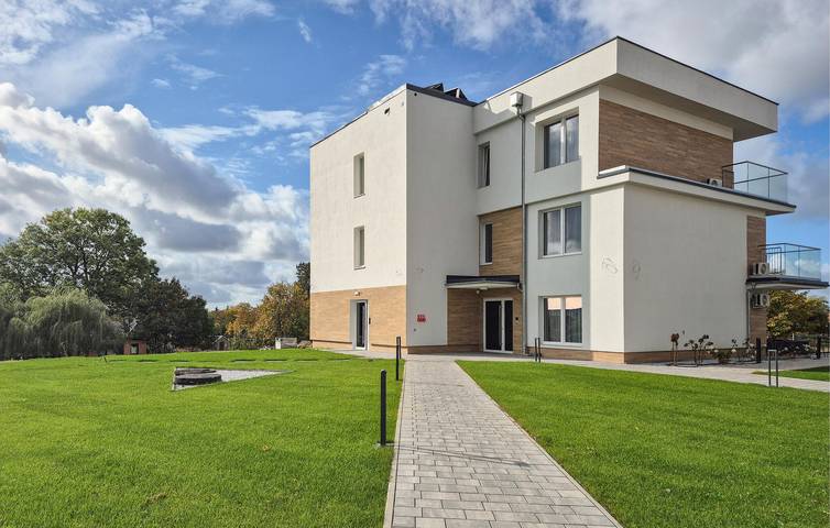 Ferienwohnung für 4 Personen, mit Terrasse und Whirlpool - 1