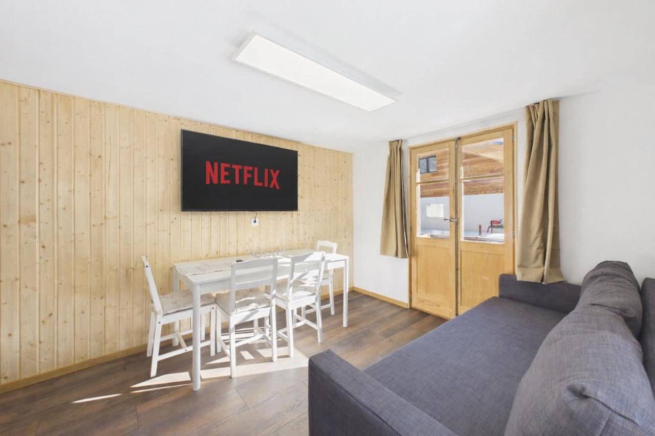 Ganze Wohnung, Spacious Alpine Family Apartment near Zermatt in Randa, Walliser Alpen
