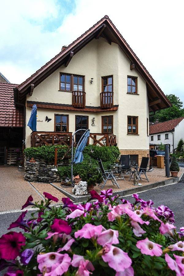 Ferienhaus für 2 Personen, mit Terrasse und Balkon/Terrasse in Bad Staffelstein - 2