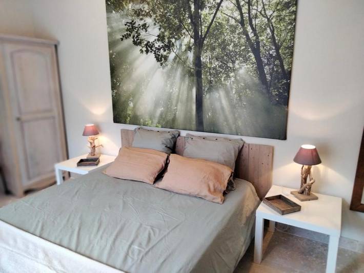 Gîte pour 2 personnes, avec piscine ainsi que vue et terrasse à Le Cailar - 2