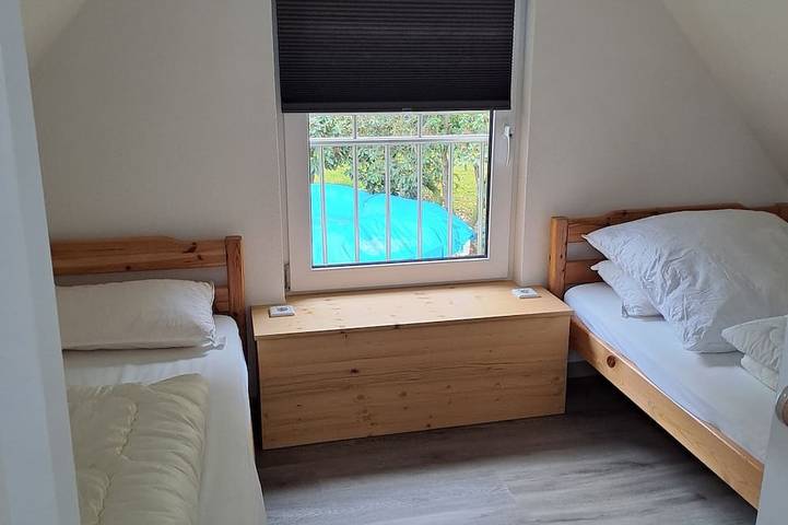 Ferienhaus Hirschturmblick- Gemütliches Ferienhaus mit Terrasse und Spielplatz in Dippoldiswalde, Osterzgebirge
