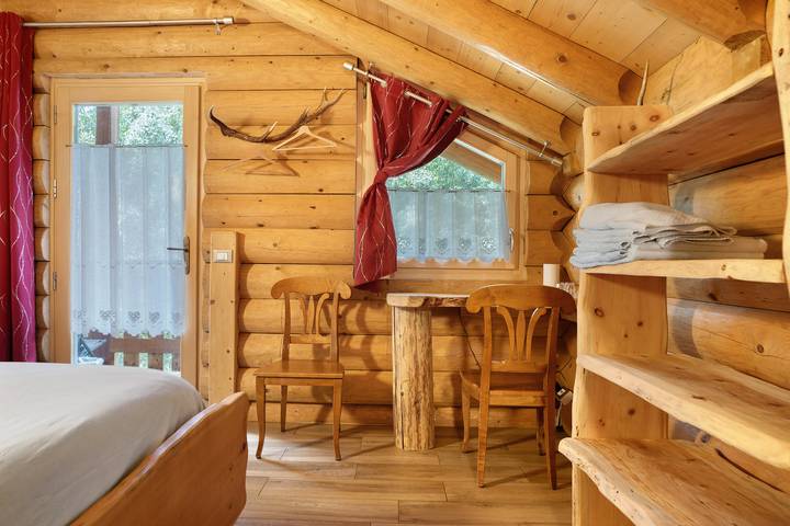Agriturismo per 4 persone, con balcone e giardino, con animali domestici in Trentino