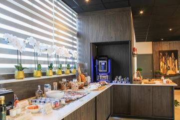 Hôtel pour 2 personnes, avec piscine et terrasse dans Carnon-Plage