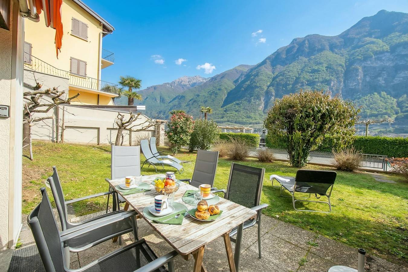 Ganze Wohnung, Casa Sibylle with Sauna and Pool in Luganersee