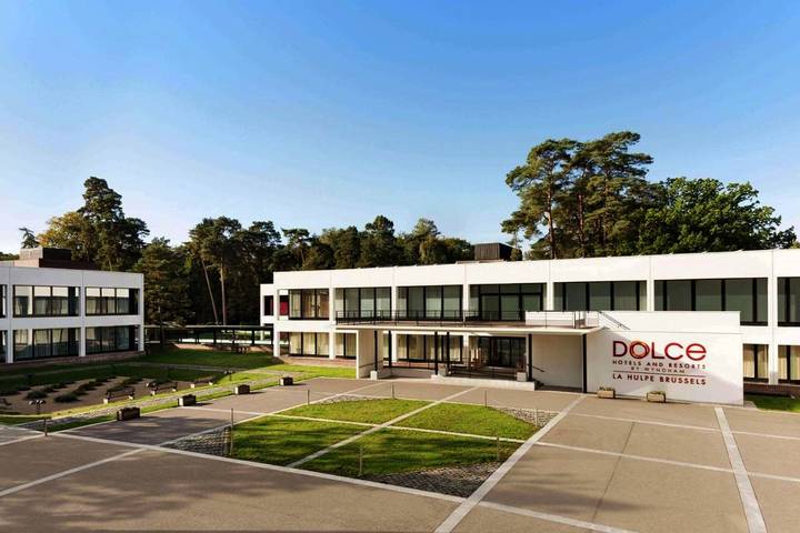 Hôtel pour 4 personnes, avec sauna ainsi que jardin et piscine, animaux acceptés à La Hulpe