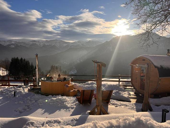 Location de vacances pour 2 personnes, avec jacuzzi ainsi que sauna et jardin à San Damiano Macra - 2