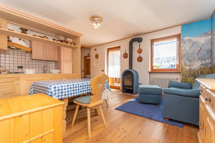 Gîte pour 4 personnes, avec balcon à Falcade