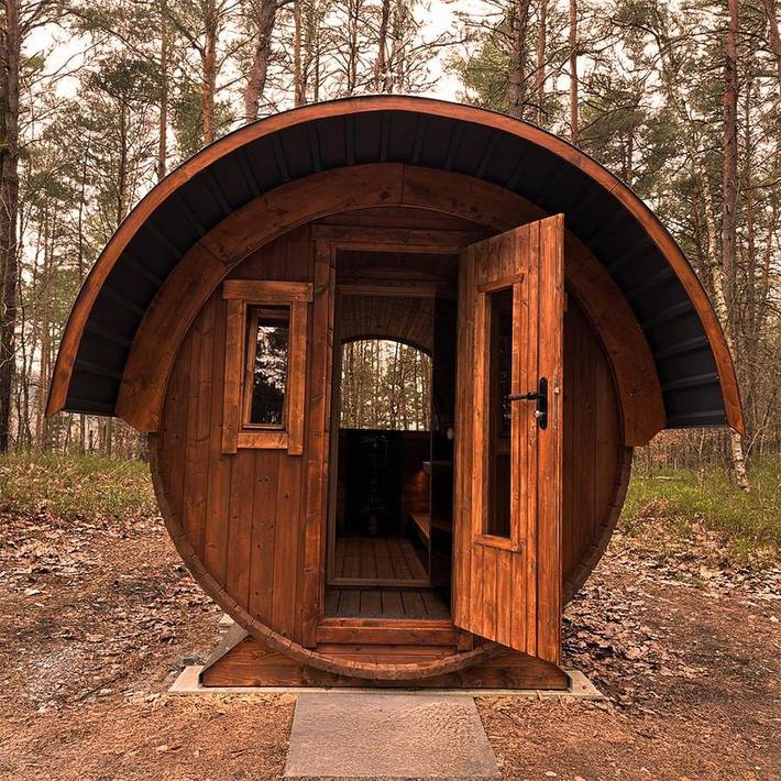 Ferienhaus für 11 Personen, mit Pool und Sauna sowie Garten