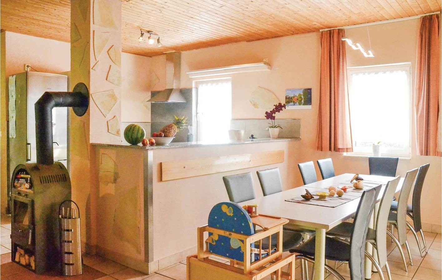 Gemütliches Apartment mit Terrasse und Parkplatz, 2,5 km zum Strand in Priborn, Müritz