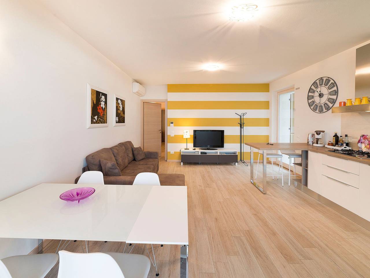 Ganze Wohnung, Flacher Sonnenaufgang in Torri del Benaco, Gardasee-Berge