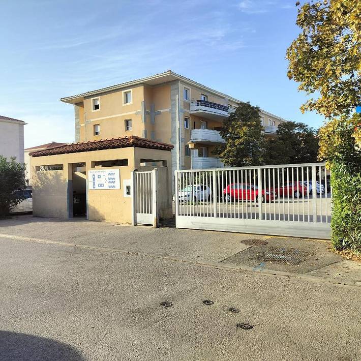 Gîte pour 4 personnes, avec terrasse à Miramas - 3