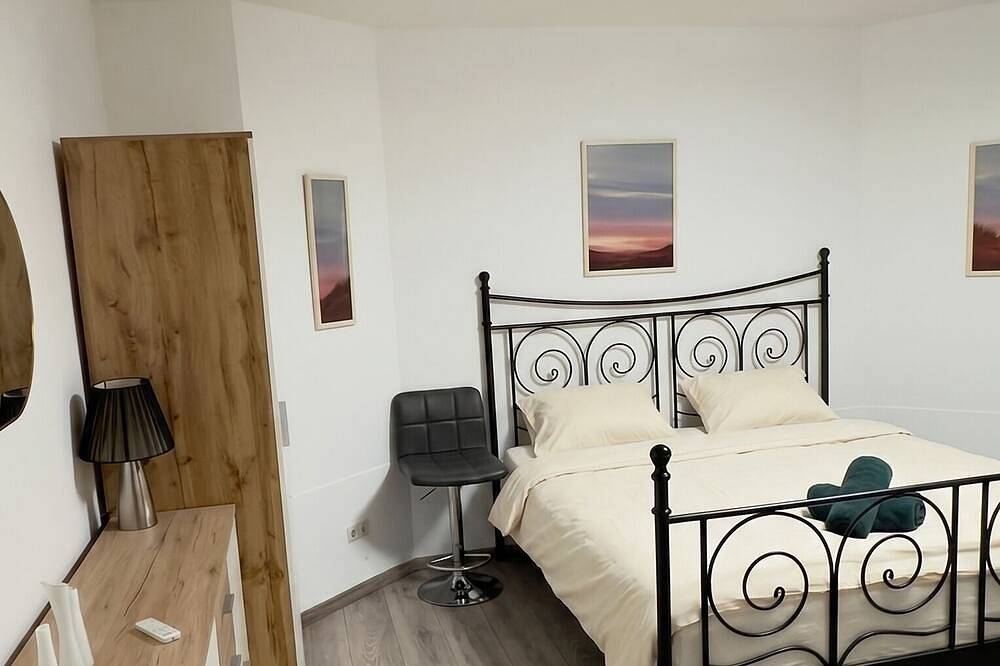 Charming Villa Hideaway | Peaceful Garden Escape in Floridsdorf, Wien