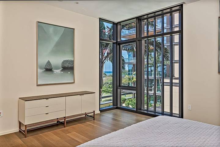 Vacation rental for 6 people, with pool and sauna in Ala Moana