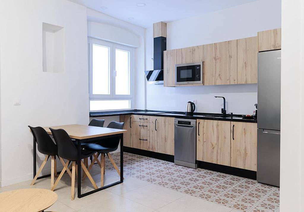 Apartamento inteiro, Apartamento Aftasi ,excelente ubicación con parking publico a 20 m in Badajoz, Badajoz (província)
