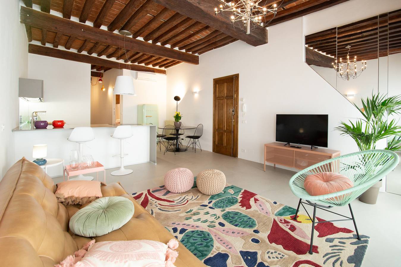 Ganze Wohnung, La Corticella Luxury Apartment with Terrace in Lucca, Lucca Provinz