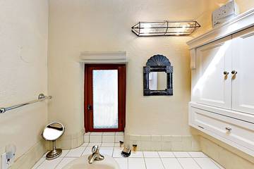 Vacation Apartment for 3 Guests in Santa Fe, New Mexico, Picture 3