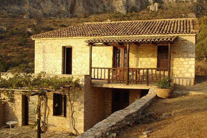 Gîte pour 8 personnes, avec Balcon et Jardin