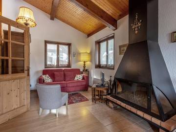 Chalet for 6 People in La Clusaz, Annecy region, Photo 2