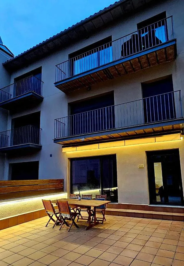 Ferienwohnung für 4 Personen, mit Whirlpool und Garten - 1