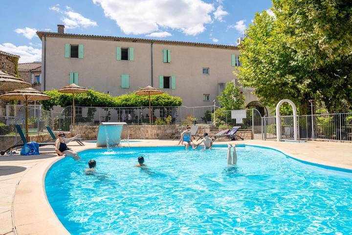 Parc de vacances pour 2 personnes, avec Terrasse et Piscine