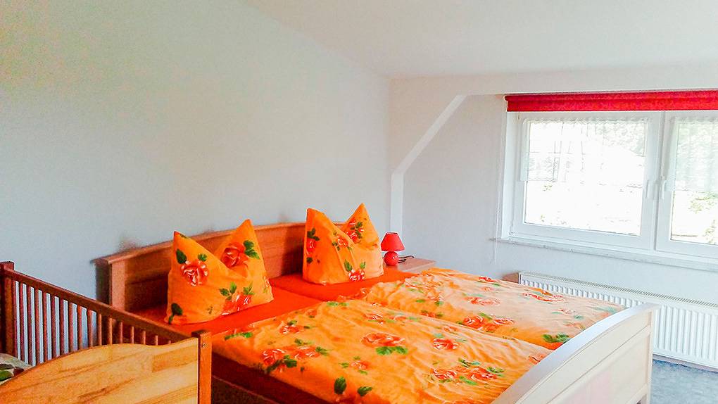 Entire holiday apartment, Holiday apartment for 6 people with terrace in Steffenshagen, Rostock and Surroundings