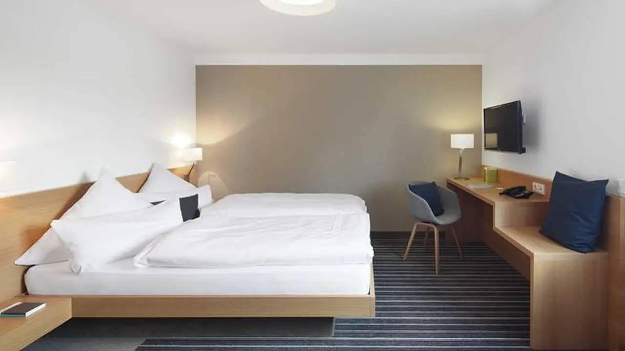 Doppelzimmer für 2 Personen (14 m²) in Abstatt in Abstatt, Stuttgart Region