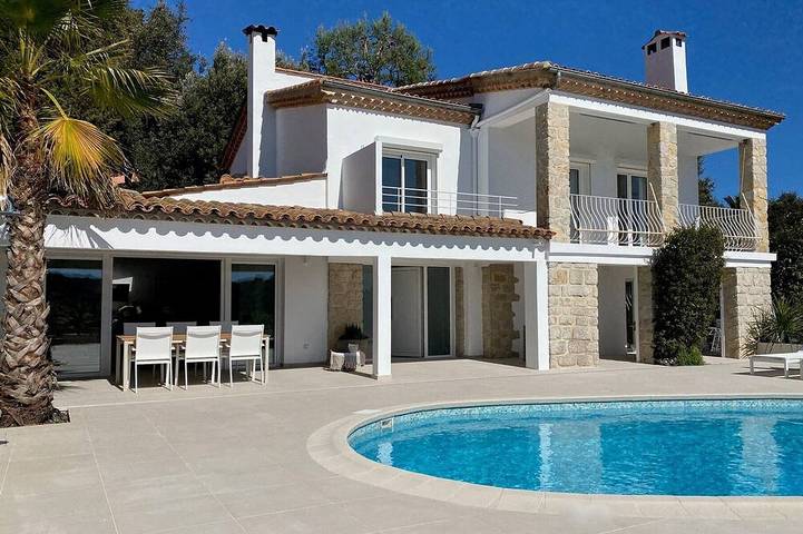 Villa pour 8 personnes, avec balcon et jardin, animaux acceptés à Biot