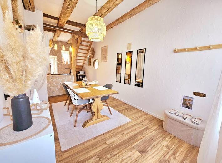 Gîte pour 4 personnes, avec vue sur le lac et terrasse dans Ensisheim