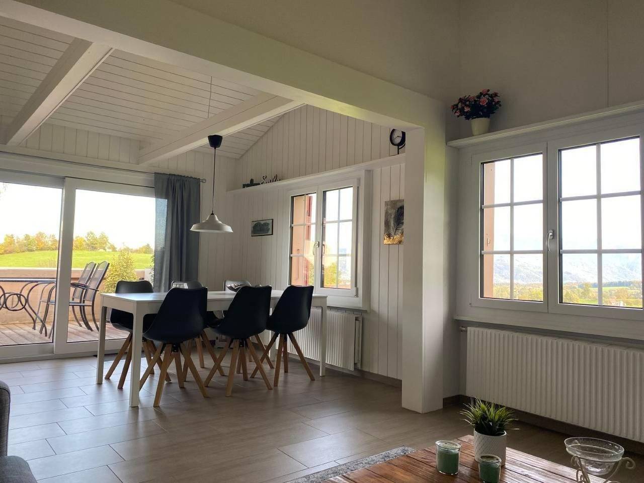 Ganze Wohnung, Bijou Höfen in Höfen b. Thun, Stocken-Höfen