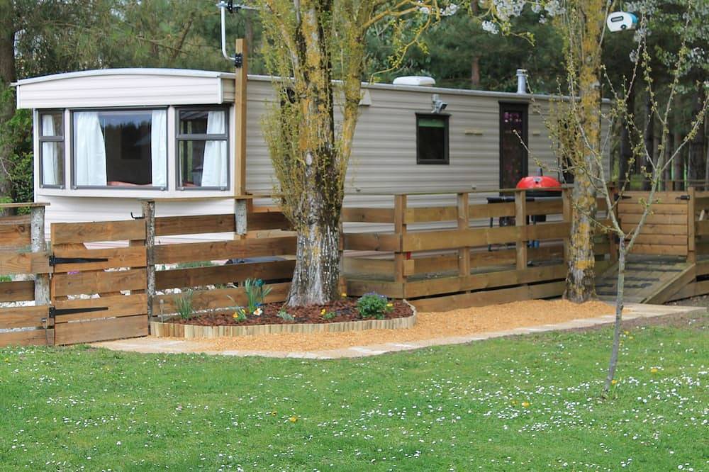 Camping pour 7 Personnes dans Dénezé-sous-le-Lude, Région de Saumur