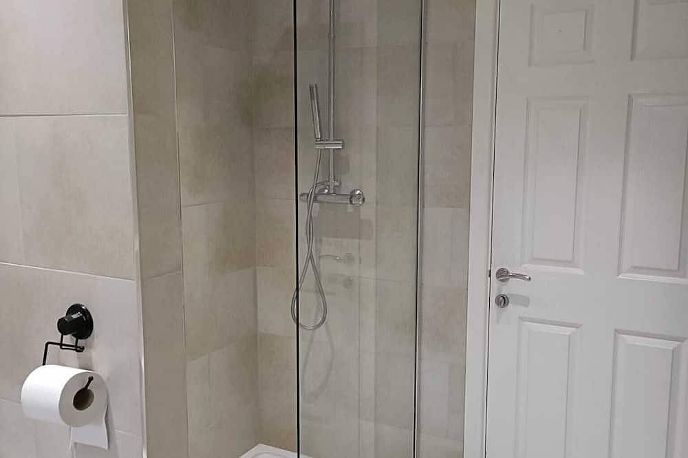 Entire apartment, 1/2 Mile to Beach, Great North Run Finish Line and Town Centre.  No. 47 in South Shields, South Tyneside