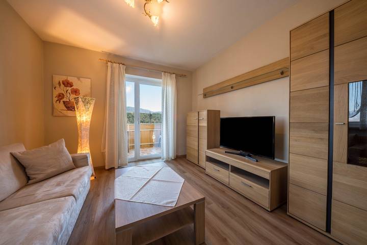 Ferienwohnung für 4 Personen, mit Balkon in Tisens - 2