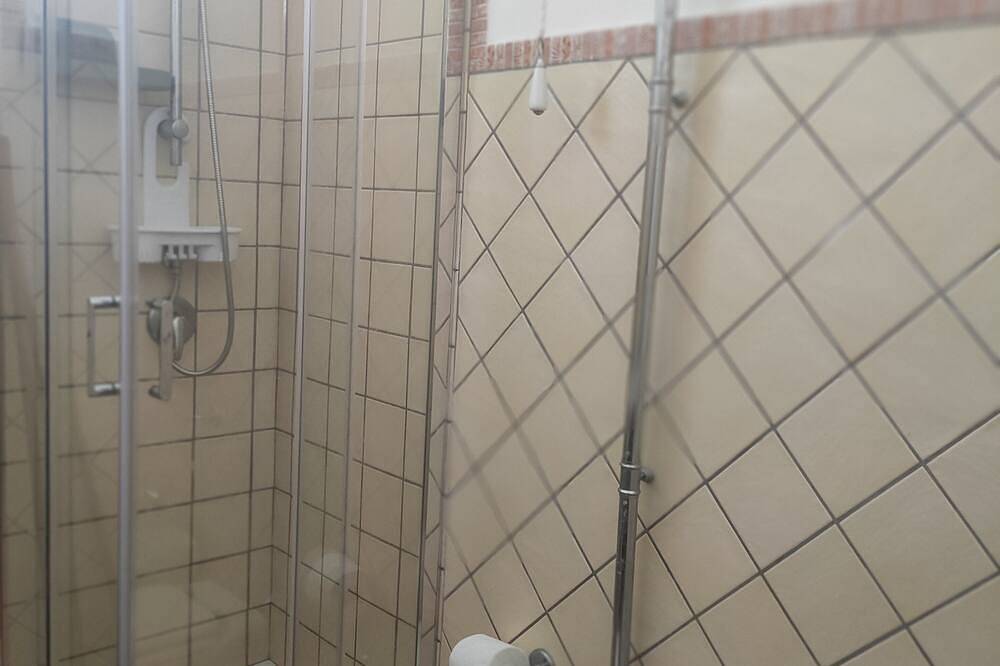 Apartamento entero, Espléndido ático junto al mar. Vista impresionante in Palermo, Provincia de Palermo