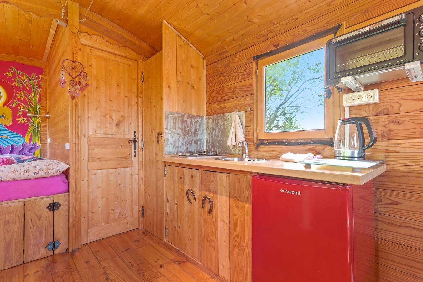 Hel lägenhet, Roulotte Ferme St Pierre with Private Garden in Bargème, Regionalt naturreservat i Verdon