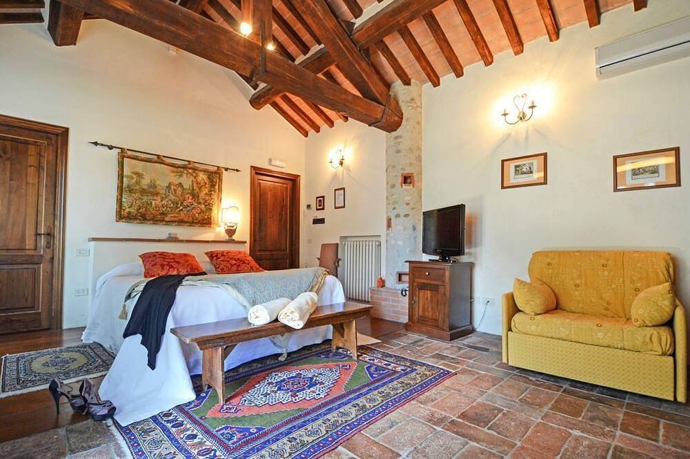 Villa Il Gufo - Sieben Schlafzimmer Villa, Schläft 20 in Anghiari, Valtiberina