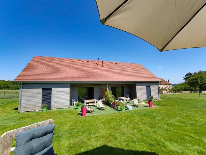 Gîte pour 4 personnes, avec Terrasse et Jardin