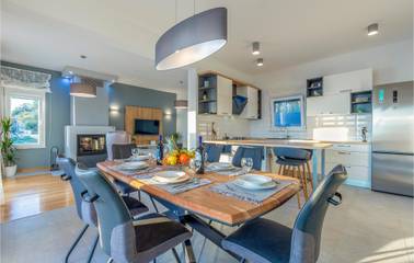 Casa Sulla Spiaggia per 12 Persone in Jesenice Slovenia, Adriatico Croato, Foto 3