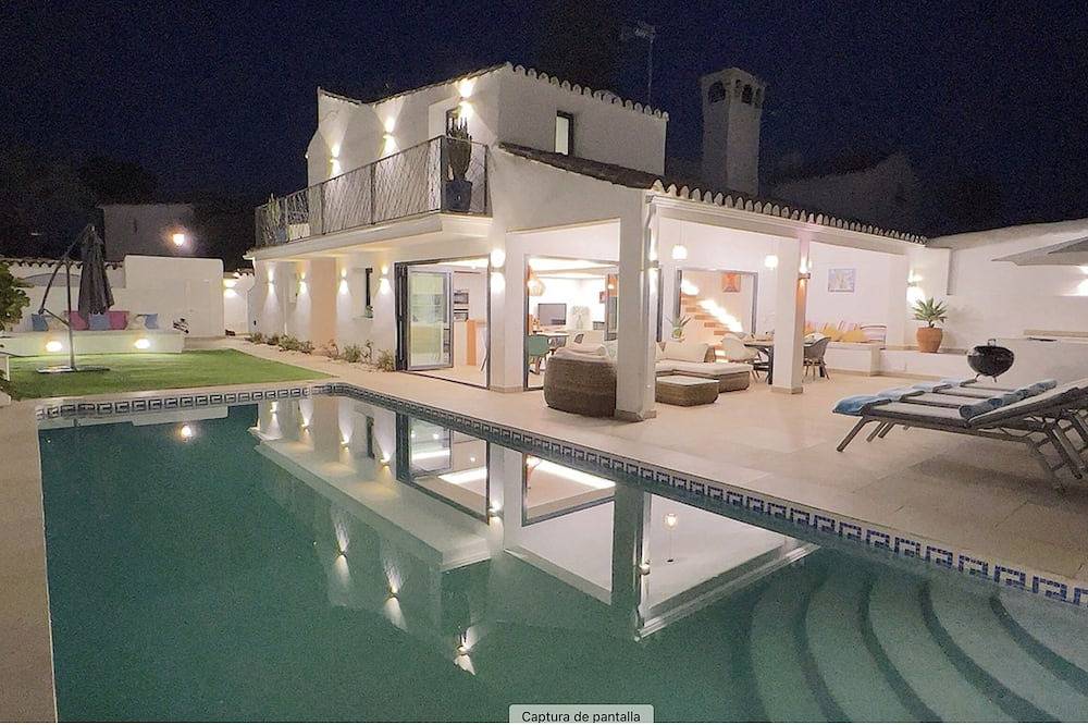 Casa vacanza a Costa del Sol a partire da 735€ a notte