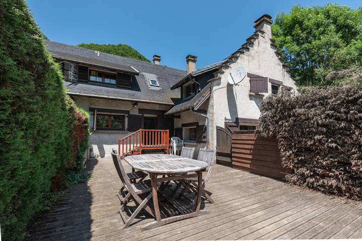 Chalet pour 8 personnes, avec Balcon et Jardin à Campan