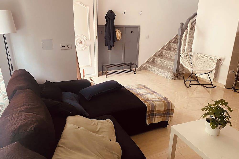 Semi-Detached House Between Beaches. Ideal For Families. in Foz, Galician Coast