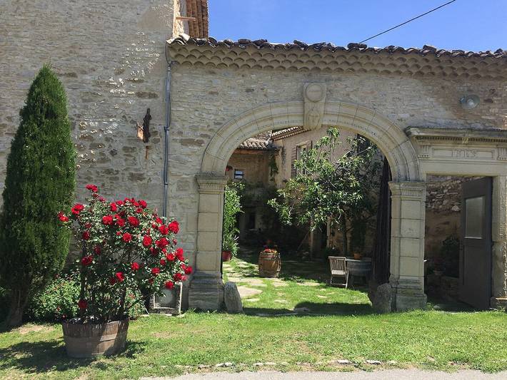 Location de vacances pour 7 personnes, avec Terrasse et Jardin à Montbrison-sur-Lez
