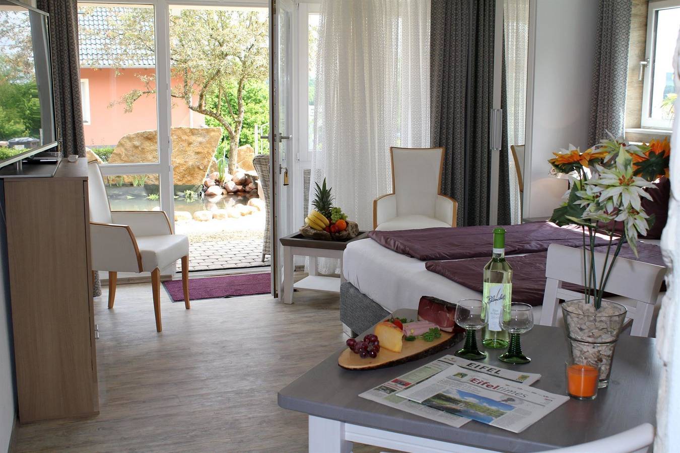 Ganze Ferienwohnung, Studio  Vulkanhöhe in Schalkenmehren, Vulkaneifel