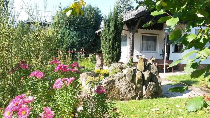 Ferienwohnung für 4 Personen, mit Garten in Rennerod