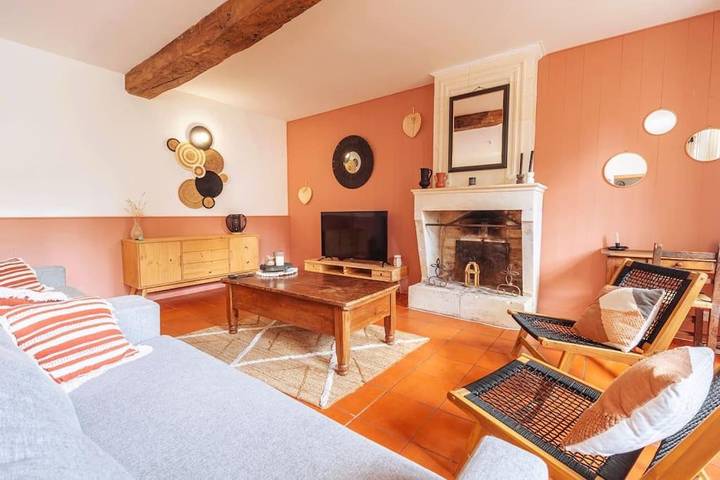 Location de vacances pour 8 personnes, avec Terrasse et Jardin à Tonnay-Charente - 2